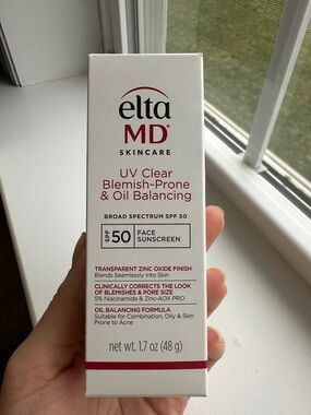 NEW EltaMD UV Clear Blemish-Prone Oil Balancing SPF 50 Face Sunscreen